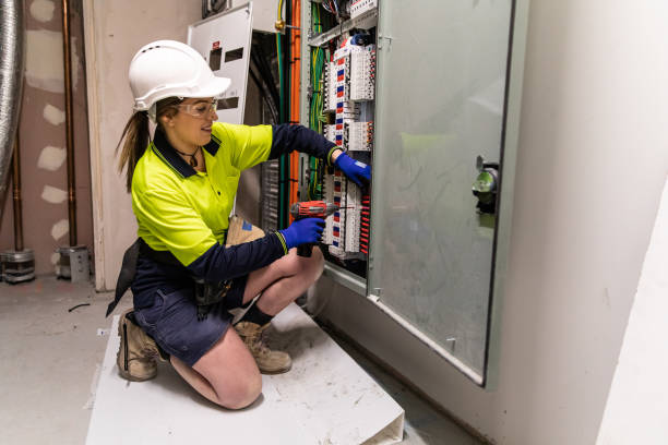 Best Electrical Outlet Repair  in Long Beach, WA
