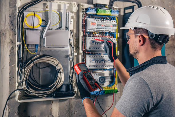 Best Affordable Emergency Electrician  in Long Beach, WA